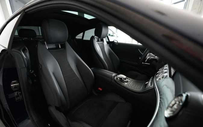Mercedes-Benz Klasa E cena 159900 przebieg: 121530, rok produkcji 2018 z Kalisz Pomorski małe 497